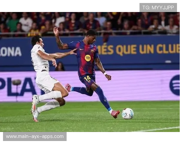 弗里克掌舵巴萨，场均3球攻势引爆欧洲赛场，巴萨踢利物浦